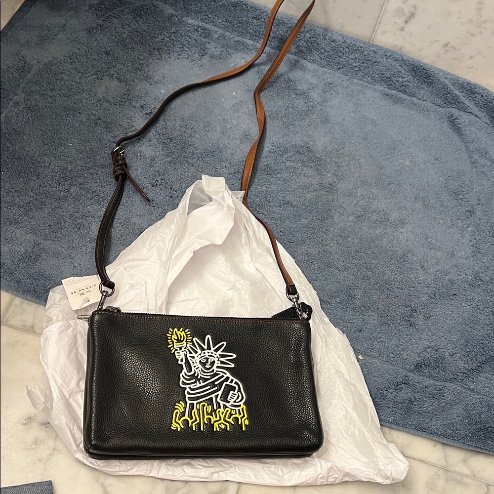 Coach x Keith Haring Statue of Liberty crossbody bag NWT
